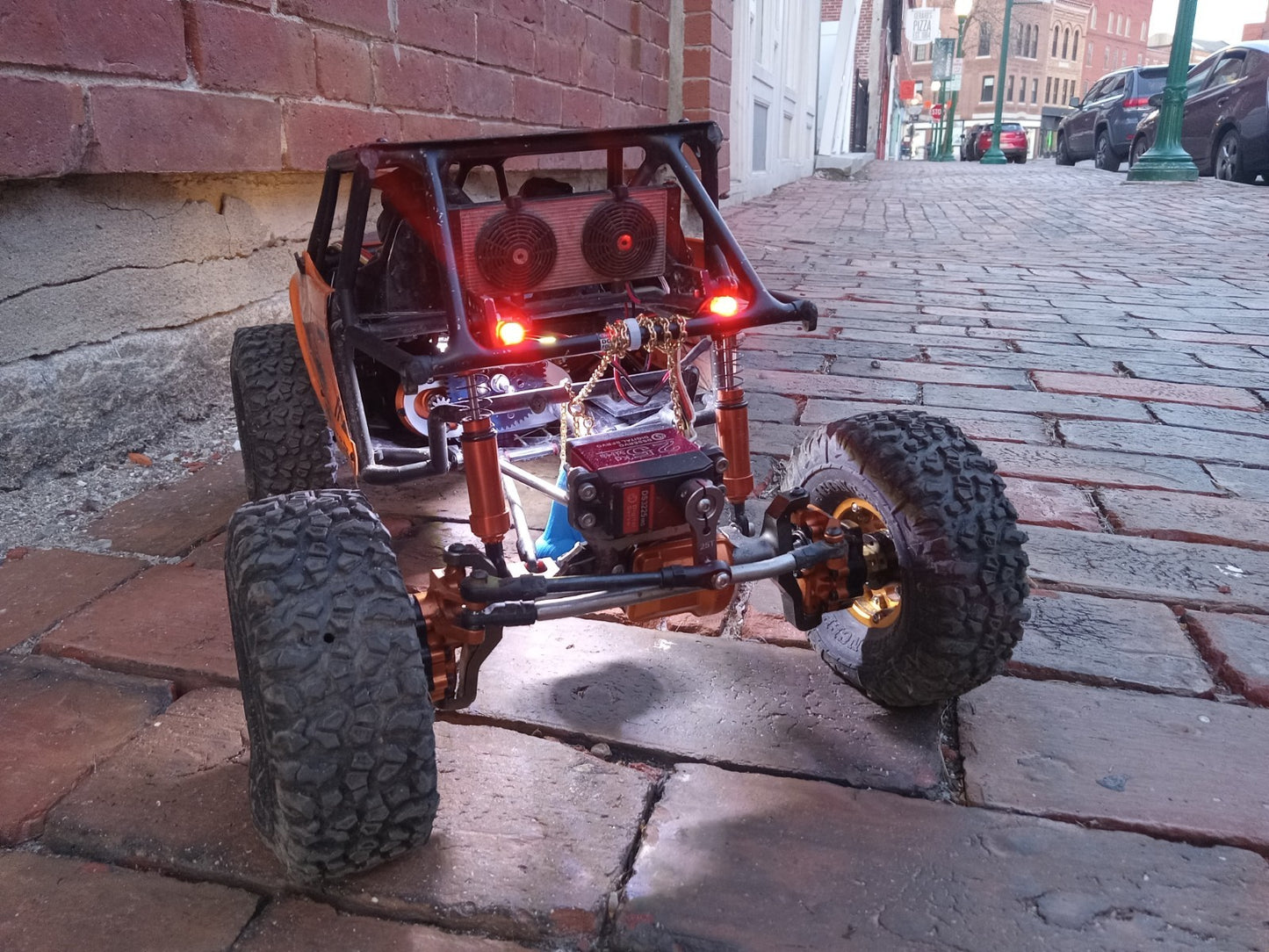 1.9 Axial Wraith 4ws fully upgraded heavy 1/10 rc Rock crawler Brushless