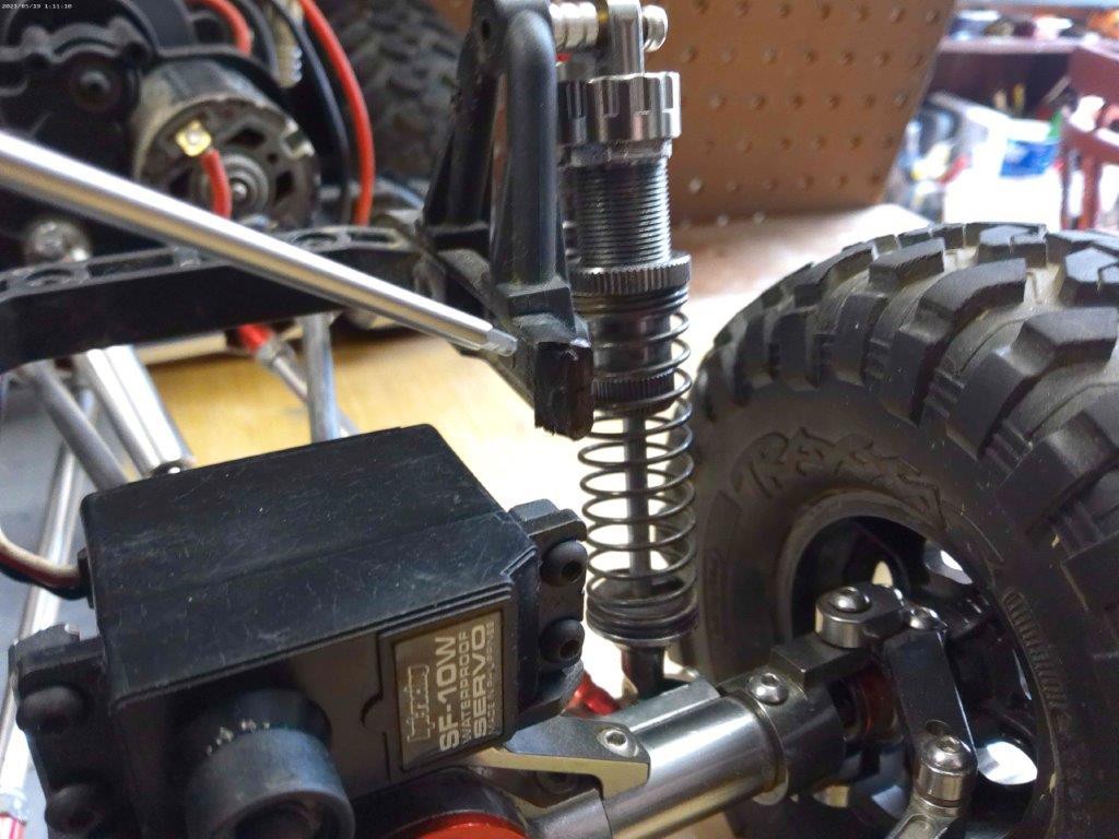 MST 1/10 Scale RC Crawler Truck w/ Lots of metal upgrades – Modified Frame...