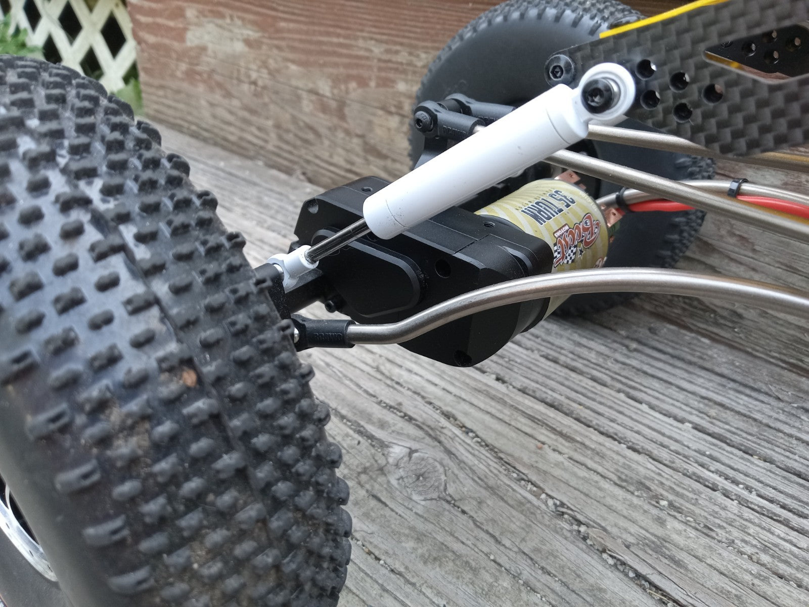 RC4WD BULLY II MOA Rock Crawler W/ Radio & Battery