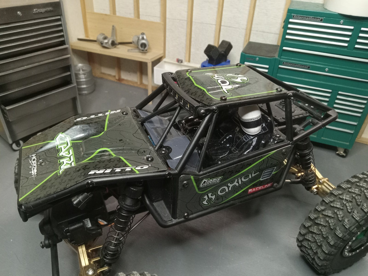 Axial UTB18 Capra RC Crawler W/ 1.9 Beadlocks & Heavy Solid Brass Portal Axles